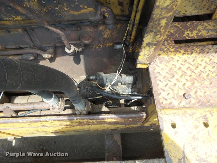 image for item DB5823 1963 Caterpillar D7E dozer