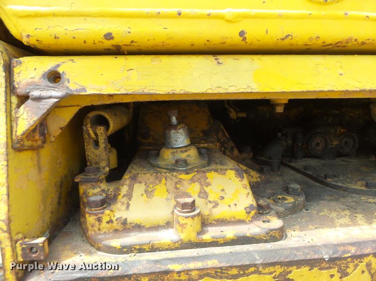 image for item DB5823 1963 Caterpillar D7E dozer