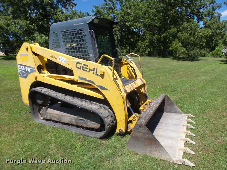 image for item DB5839 2010 Gehl CTL75 skid steer