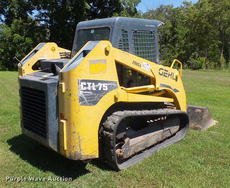 image for item DB5839 2010 Gehl CTL75 skid steer