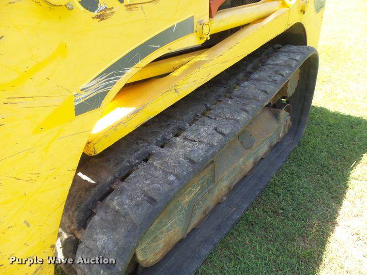 image for item DB5839 2010 Gehl CTL75 skid steer