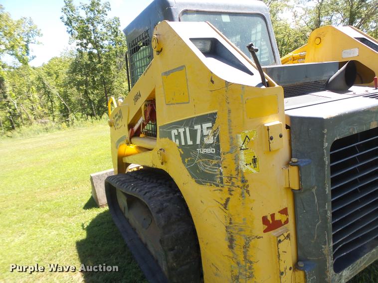 image for item DB5839 2010 Gehl CTL75 skid steer