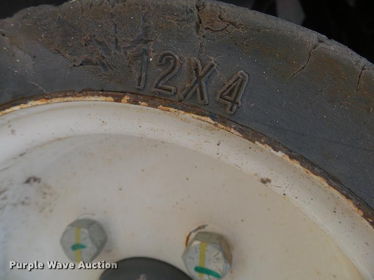 image for item DB7432 2015 Sky Jack SJIII 3219 scissor lift