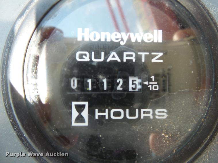 image for item DB7433 2015 Sky Jack SJIII 4626 scissor lift