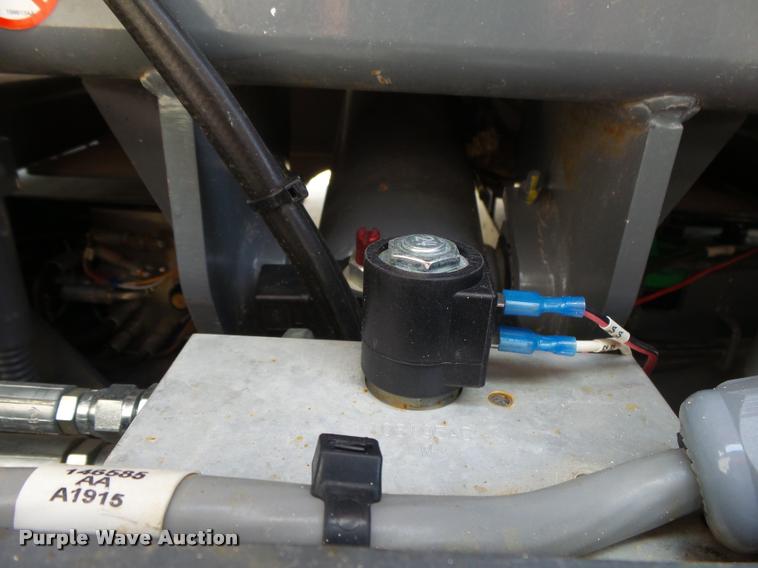 image for item DB7433 2015 Sky Jack SJIII 4626 scissor lift