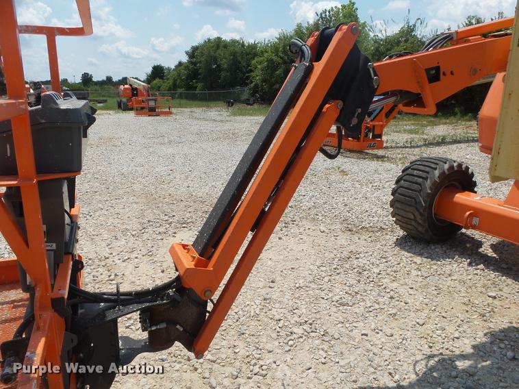 image for item DB7434 2015 JLG 450AJ boom lift
