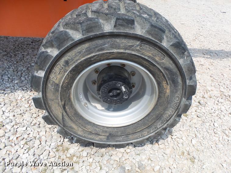 image for item DB7434 2015 JLG 450AJ boom lift