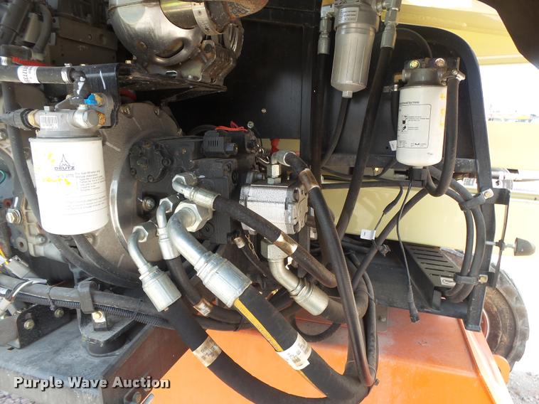 image for item DB7434 2015 JLG 450AJ boom lift