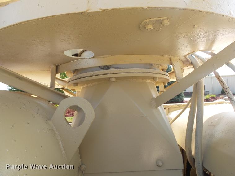 image for item DB7438 Finn MSD-22 bale shredder