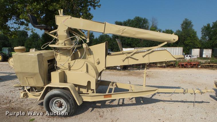 image for item DB7439 Finn MSD-30 bale shredder