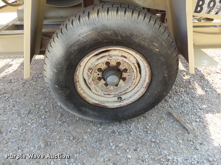 image for item DB7439 Finn MSD-30 bale shredder