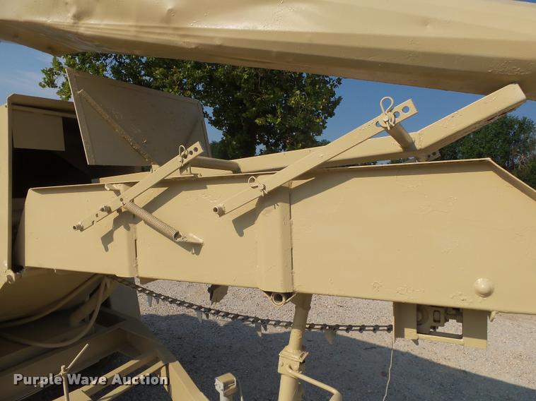 image for item DB7439 Finn MSD-30 bale shredder