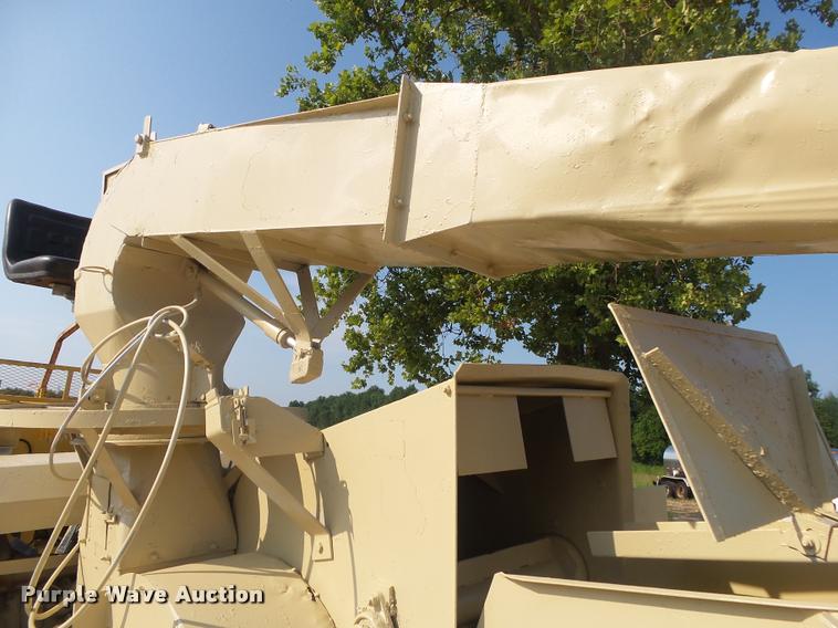 image for item DB7439 Finn MSD-30 bale shredder