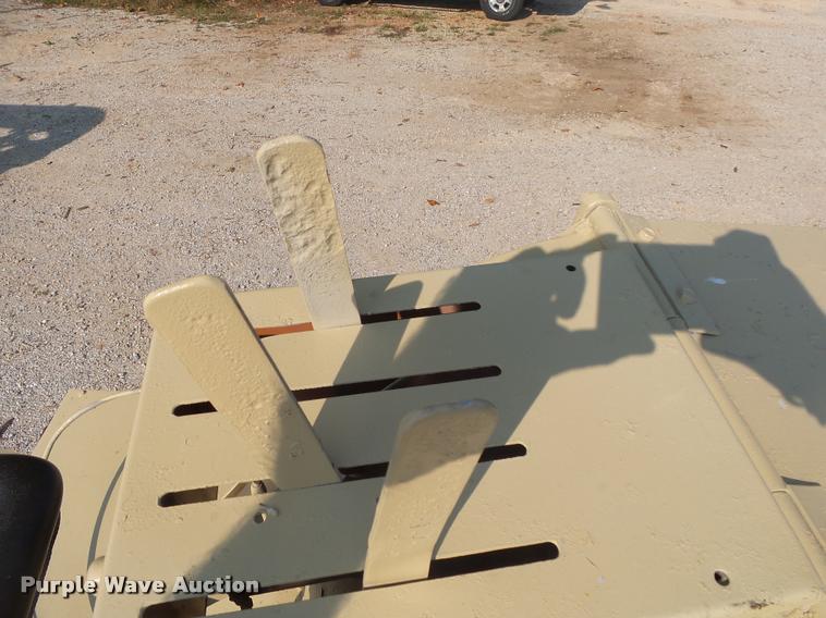 image for item DB7439 Finn MSD-30 bale shredder