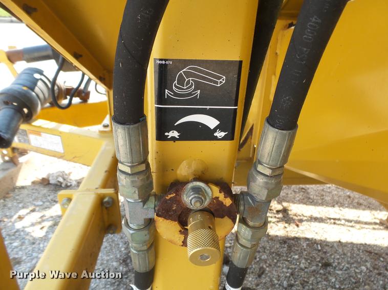 image for item DB7440 Vermeer Top Gun bale shredder