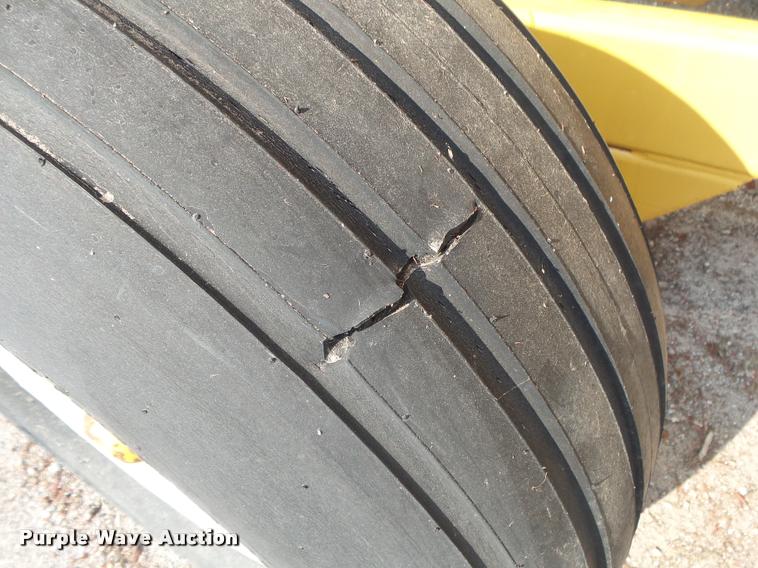 image for item DB7440 Vermeer Top Gun bale shredder