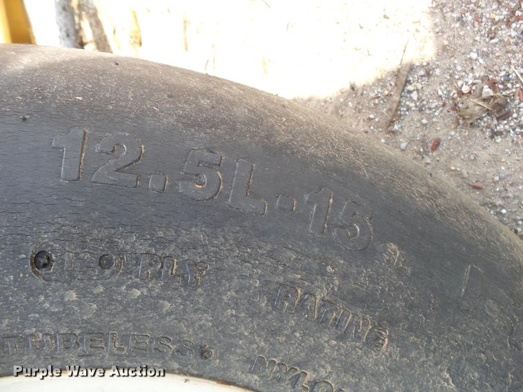 image for item DB7440 Vermeer Top Gun bale shredder