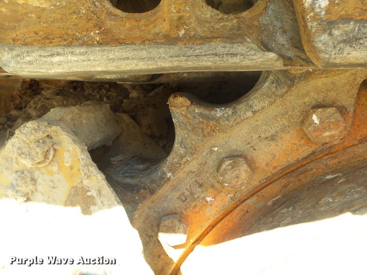 image for item DB7450 2000 Caterpillar 953C track loader