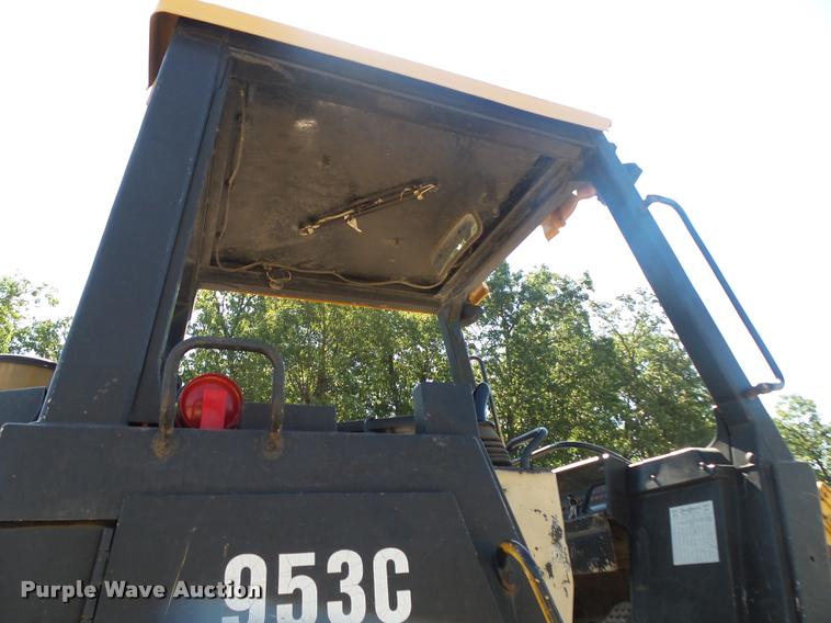 image for item DB7450 2000 Caterpillar 953C track loader