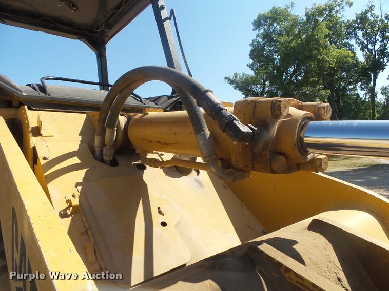 image for item DB7450 2000 Caterpillar 953C track loader