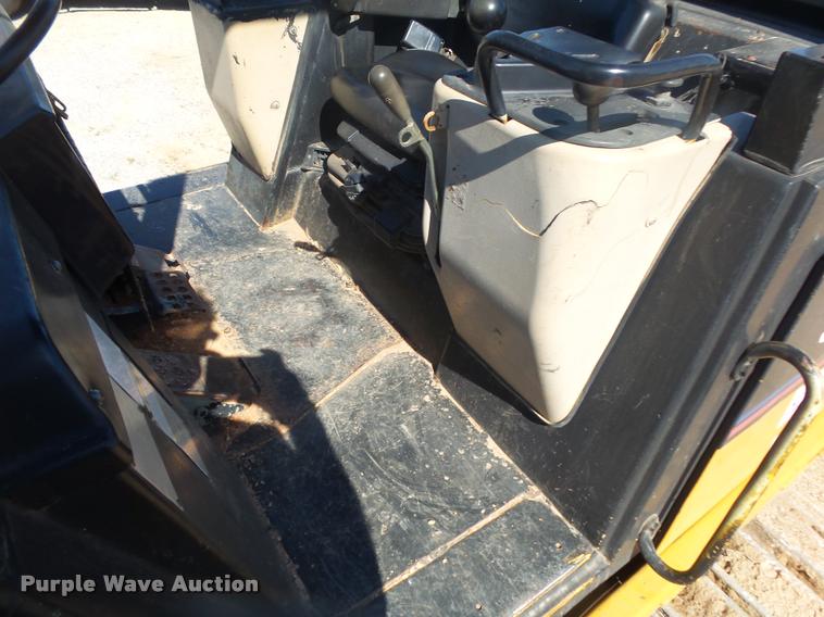 image for item DB7450 2000 Caterpillar 953C track loader