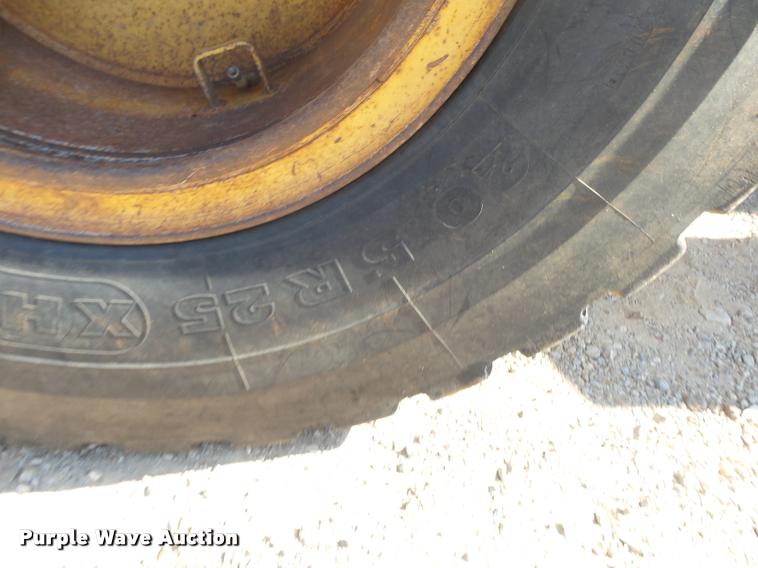 image for item DB7452 Komatsu WA250 wheel loader