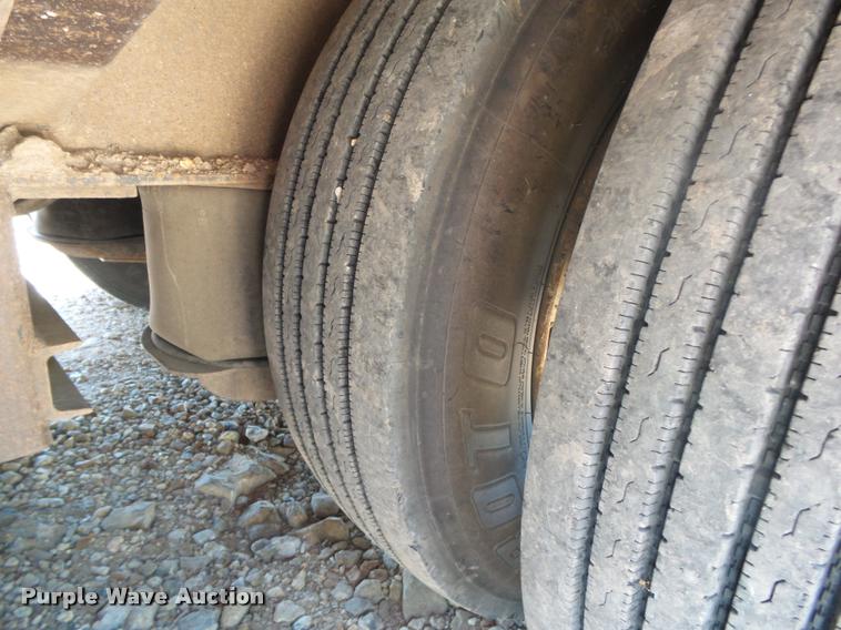 image for item DB7454 1997 Trail King TK70HT-482 hydratail equipment trailer