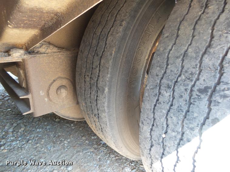 image for item DB7454 1997 Trail King TK70HT-482 hydratail equipment trailer