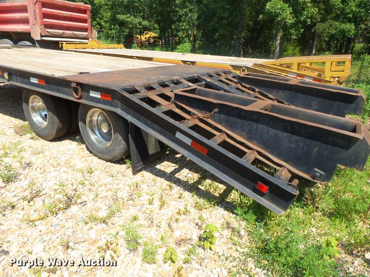 image for item DB7455 1984 Belshe T-8K equipment trailer