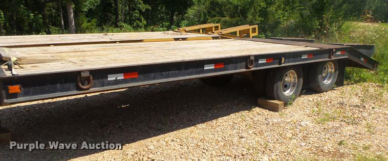 image for item DB7455 1984 Belshe T-8K equipment trailer
