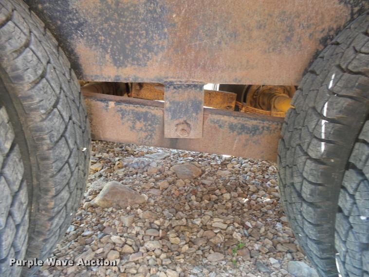 image for item DB7455 1984 Belshe T-8K equipment trailer