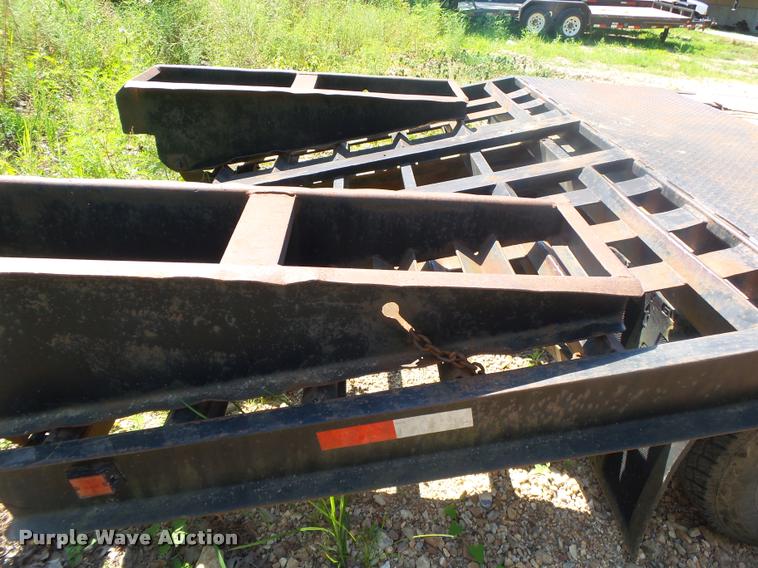 image for item DB7455 1984 Belshe T-8K equipment trailer