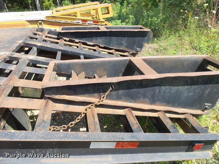 image for item DB7455 1984 Belshe T-8K equipment trailer