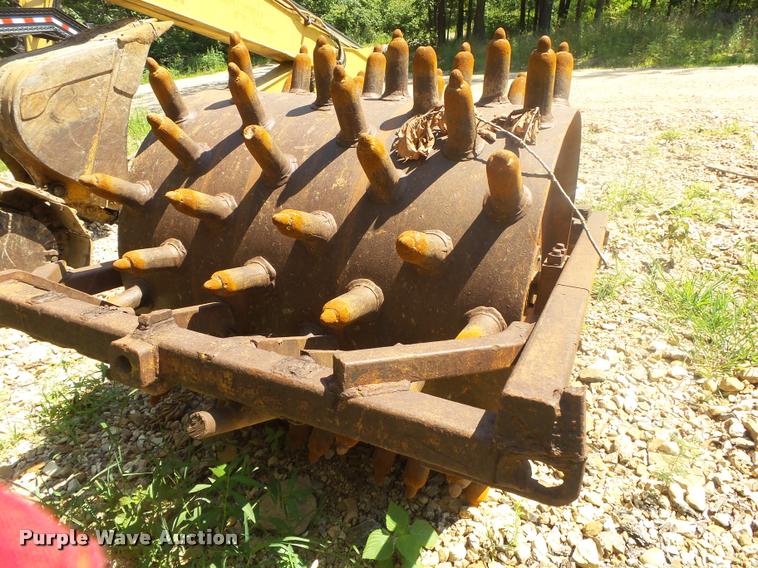 image for item DB7456 Sheep's foot roller