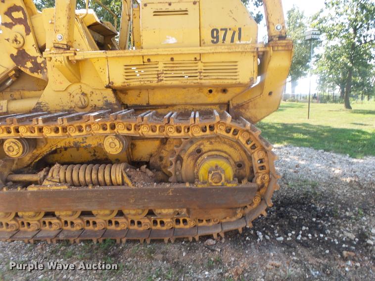 image for item DB7457 Caterpillar 977L track loader