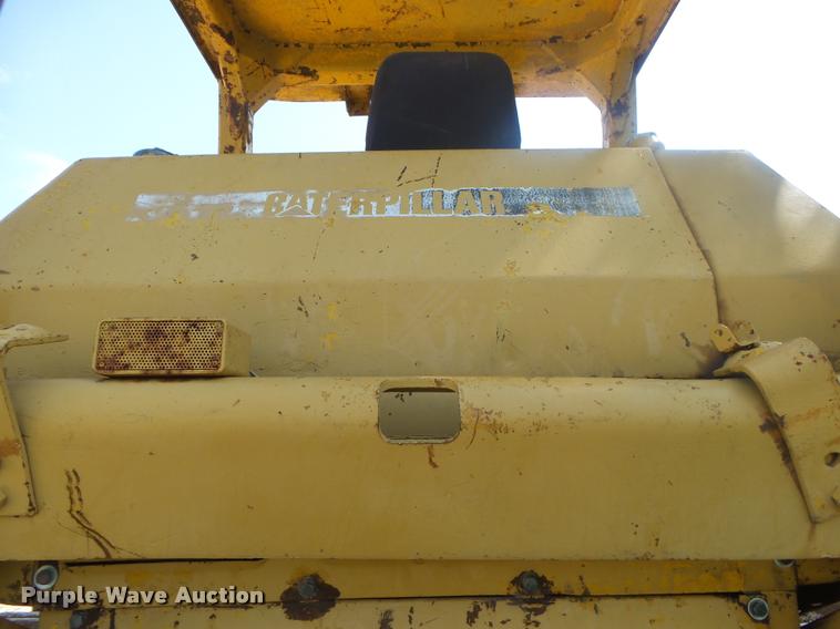 image for item DB7457 Caterpillar 977L track loader