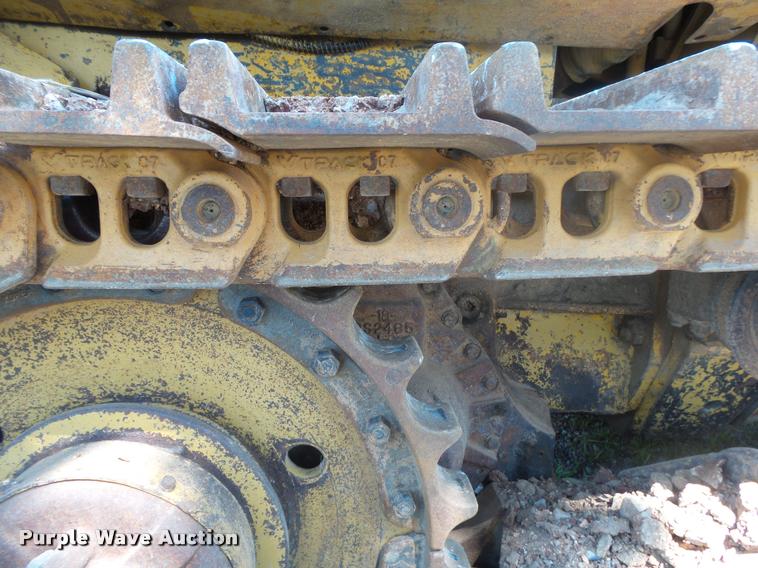 image for item DB7457 Caterpillar 977L track loader