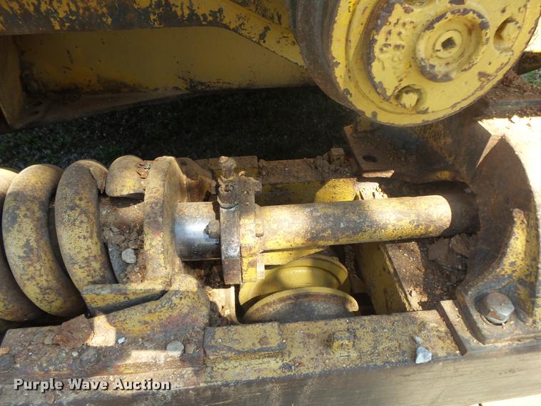 image for item DB7457 Caterpillar 977L track loader