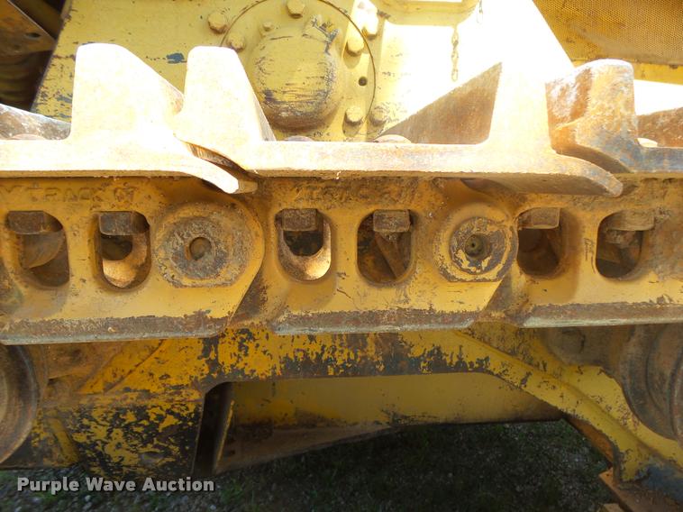 image for item DB7457 Caterpillar 977L track loader
