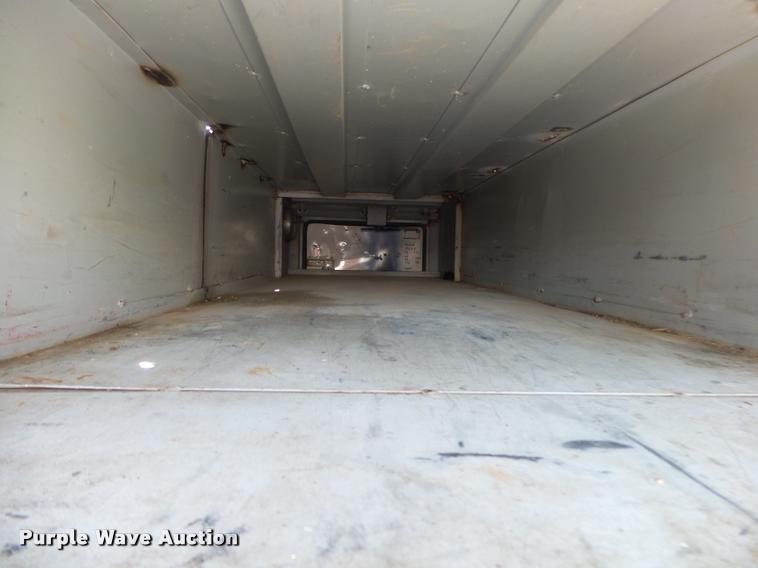 image for item DB7458 1998 International 4900 bucket truck