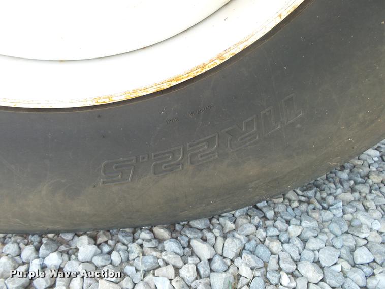 image for item DB7459 1998 Freightliner FL70 bucket truck