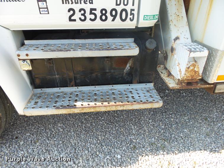 image for item DB7459 1998 Freightliner FL70 bucket truck