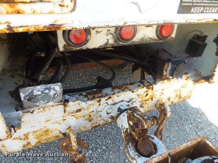 image for item DB7459 1998 Freightliner FL70 bucket truck