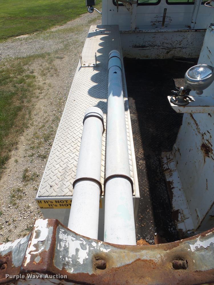 image for item DB7459 1998 Freightliner FL70 bucket truck