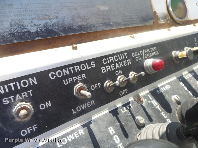 image for item DB7459 1998 Freightliner FL70 bucket truck