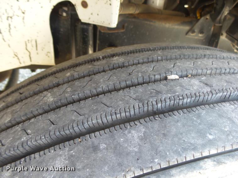 image for item DB7459 1998 Freightliner FL70 bucket truck