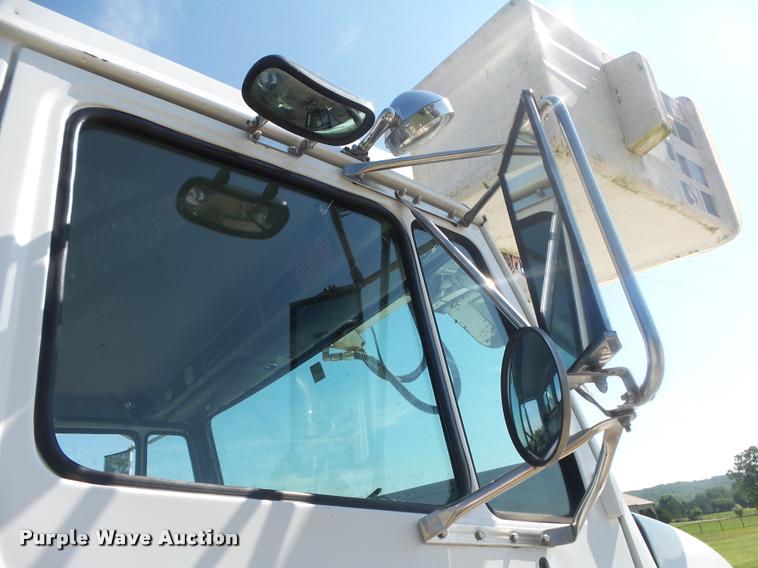 image for item DB7459 1998 Freightliner FL70 bucket truck