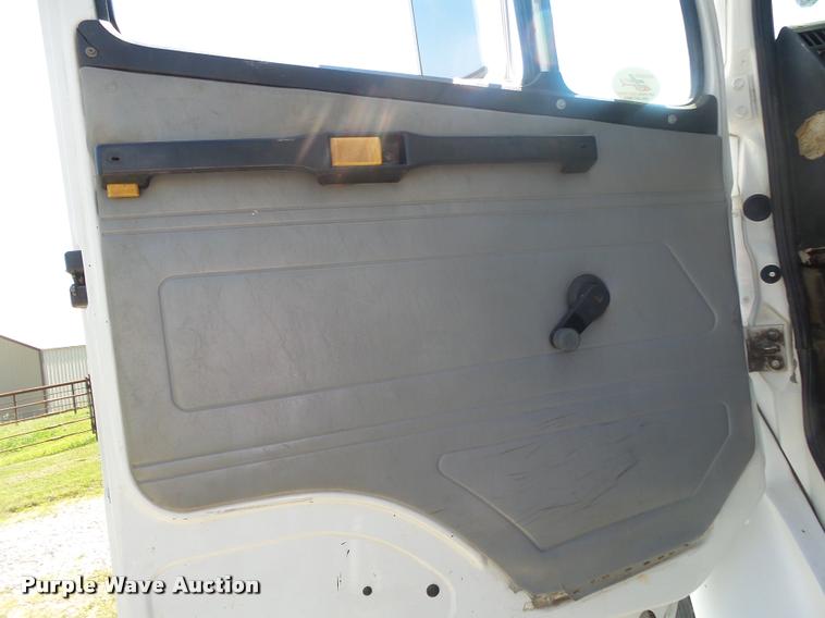 image for item DB7459 1998 Freightliner FL70 bucket truck