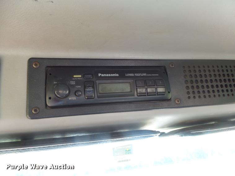 image for item DB7459 1998 Freightliner FL70 bucket truck