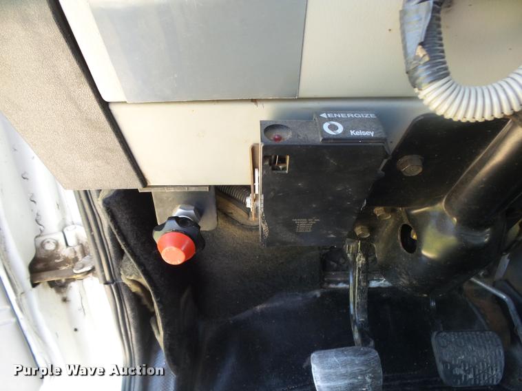 image for item DB7459 1998 Freightliner FL70 bucket truck